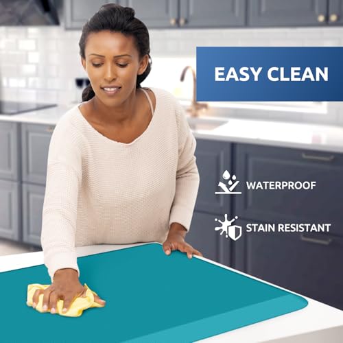 Image of KitchenClouds Kitchen Mat Cushioned Anti Fatigue Rug 20 inchx32 inch Water Resistant Non Slip Standing and Comfort Desk /Floor Mats for House Sink Office (Green)