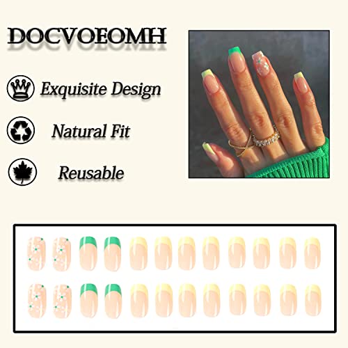 DOCVOEOMH Green French Tip Press on Nails Short Fake Nails Acrylic Glue on Nails Square False Nails Daisy Stick on Nails for Women 24Pcs