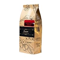 Origine Premium: Café Arabica 100% cultivé dans les hautes terres du Brésil, offrant une saveur authentique et équilibrée Grains Entiers: Café en grains pour préserver toute la fraîcheur et les arômes naturels du café brésilien Format Pratique: Sache...