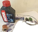 KIT MAXI TAGLIANDO LML star 4T 200cc -- Composto da: 5 PEZZI -- IL KIT TAGLIANDO COMPRENDE: 1 litro olio motore 20/50w - 1 filtro olio motore - 1 coppia pastiglie freno anteriore - 1 filo frizione - 1 candela -- TUTTO MATERIALE ORIGINALE LML O MIGLIORE -- L'olio motore 20/50w è il migliore per il motore lml 4 tempi, si consuma molto meno, lubrificazione migliore, la frizione lavora meglio e attenua i classici strappi in partenza -