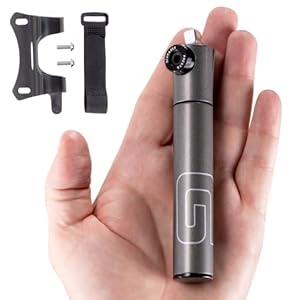 GIYO Kleine fiets bandenpomp Schrader & Presta ventiel voor MTB 80 PSI Telescopische vat Alle Metalen CNC Draagbare Mini Bike Pomp Veilig ventielslot voor eenvoudig pompen | Taiwan Made GM043