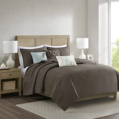 Madison Park Quilt Set Traditional Damask Design, All Season, Lightweight Coverlet Bedspread Bedding Set, Matching Shams, Pillows, King/Cal King(104"X94"), Brown/Blue 6 Piece #TOP7
