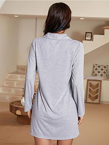 Robe de nuit boutonnée finissant les nuits agitées avec douceur