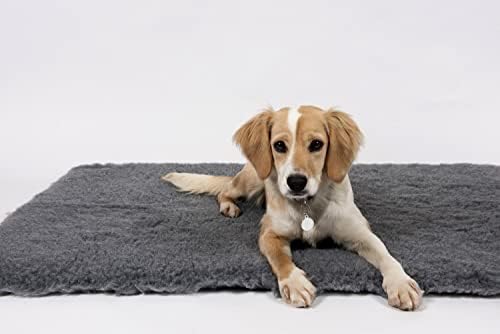 Vet Fleece Bedding | Vet Bed Original Greenback | Puppys and Dogs | Dog Bedding Ideal Whelping |40" x 30" (1.00m x 0.75m) - Grey | Durable | Quick Drying | Washable | Whelping Mat | Dog Bed