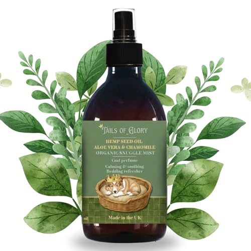 Tails Of Glory - Parfum Chien Naturel Snuggle Bliss - Eau de Cologne 100% Naturelle pour Chiens - Vegan - 300 ML - Camomille, Graines de Chanvre, Oméga 3, 6, 9 - Fabriqué au Royaume-Uni