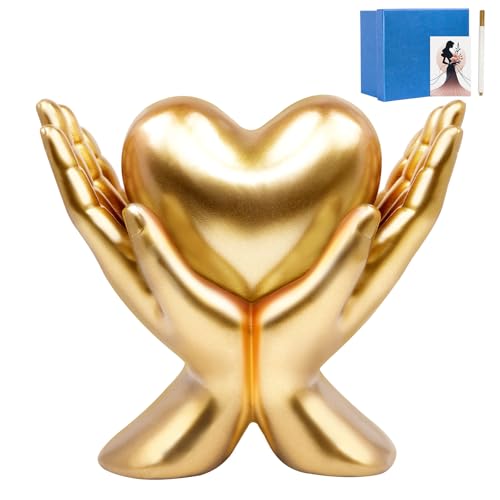 Escultura Decorativa Corazón en Resina Dorada