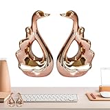 Artisanat sophistiqué : l'ensemble de sculptures Swans combine or et argent d'une manière accrocheuse qui brille dans la lumière. La complexe des plumes et la forme réaliste de la sculpture mettent en valeur l'habileté artisanale.