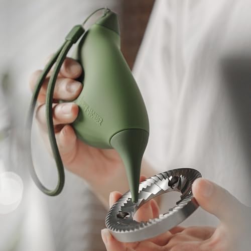 MHW-3BOMBER Coffee Air Blower with Lanyard, Soft Tip Camera Air Blower, Removable Lens Blower, Camera Dust Cleaner, Cleaning Tool for Grinder,Keyboard,Sensors, Home/Outdoor Use (Green) AB6722G