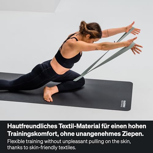 BLACKROLL® Stretch Band (100 cm), Fitnessband für das Mobilitätstraining, Flexibles Gymnastikband mit Schlaufen, hautfreundliches Stretchband, ideal für Yoga, Made in Germany, Balanced Green