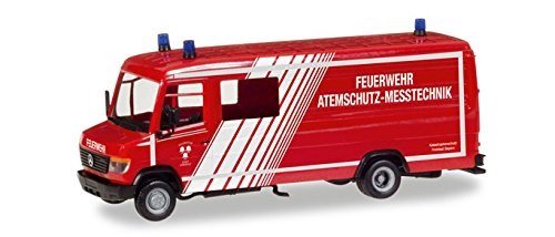 Preisvergleich Produktbild Herpa Miniaturmodelle GmbH 93545 MB Vario lang Crafter Feuerwehr Modell Set