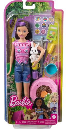 Barbie Camping Serie, Campingset mit Skipper-Puppe, Schmetterling, Hase, Camping Zubehör, Aufkleber, inkl Puppe (25 cm), Geschenk für Kinder, Spielzeug ab 3 Jahre,N/A