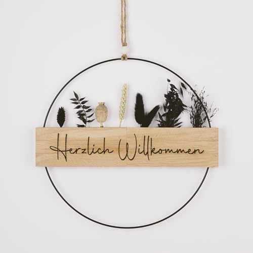 Türkranz Haustür mit Trockenblumen I Dekokranz ganzjährig I Willkommenskranz mit Herzlich Willkommen graviert I Türdekoration außen & innen I personalisierbar (Trockenblumen Schwarz, Metallring 30cm)