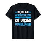 Klassisch geschnitten, doppelt genähter Saum.