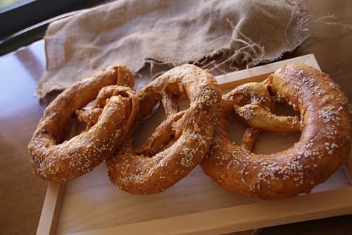 Croci Bakery Brezel - Kausnack für Hunde aus Rinderhaut, Huhn, Zahnpflegestick 190g / 19 cm