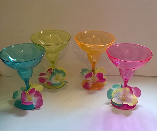 Set of 4 Plastic Luau Hibiscus Margarita Cups