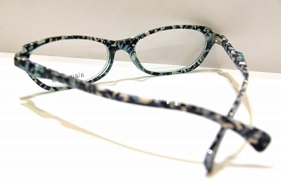 希少　alain mikli A00341 ヴィンテージ感溢れる緑色フレーム 希少alain mikli A00341 ヴィンテージ感溢れる緑色フレーム