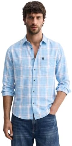 Indian Garage Men's Regular Fit Casual Checkered Shirt Features Cutaway Collar, Regular Placket, Full Sleeves, one Patch Pocket, Regular Length, Curved Hem and Button Closure.