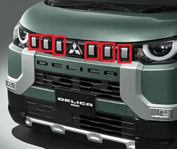 三菱 フロントグリル シルバー ブラック 41JyrW8WlIL._UF350,350_QL50_.jpg