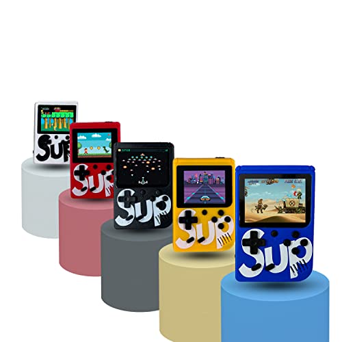 * 【Console con Autonomia fino a 8 ore】 Questa console portatile ha una batteria al litio integrata di grande capacità da 1020 mAh. La mini console di gioco viene fornita con un cavo USB, il tempo di ricarica è di circa 1 ora mentre il tempo di gioco è di circa di 6 ore.