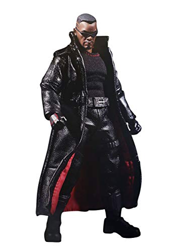 Mezco Toys One: 12 Collective: Marvel Blade Action Figure