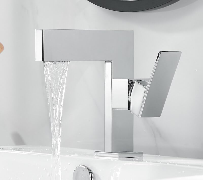 Robinet cascade en laiton noir mat au design épuré pour lavabo de salle de bain contemporaine