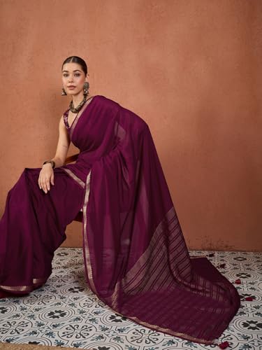 Image of AKHILAM Women's Kanjivaram Woven Soft Silk Saree With Blouse Piece