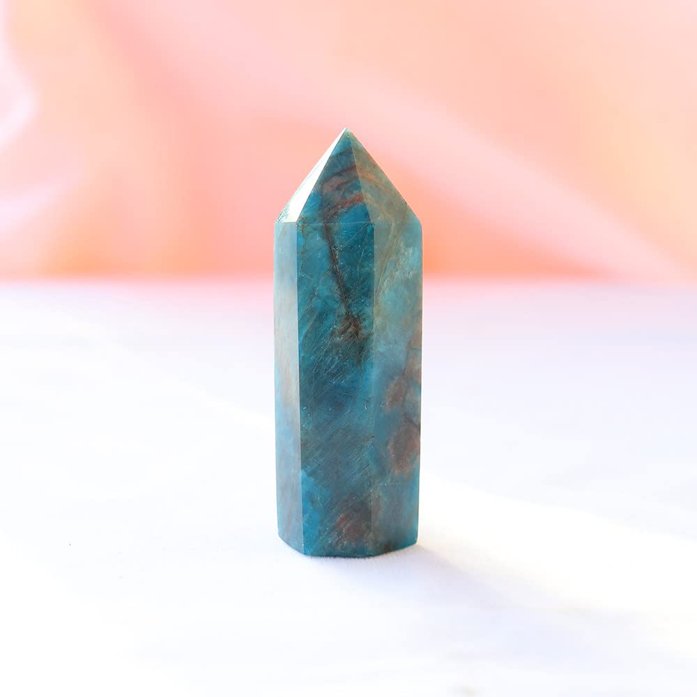 Pierre de cristal naturel en prisme pour dissiper le stress et harmoniser l'esprit