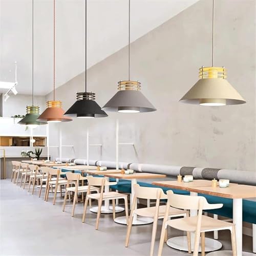 Lámpara de techo gris con cable ajustable para solucionar problemas de iluminación en cocinas 3