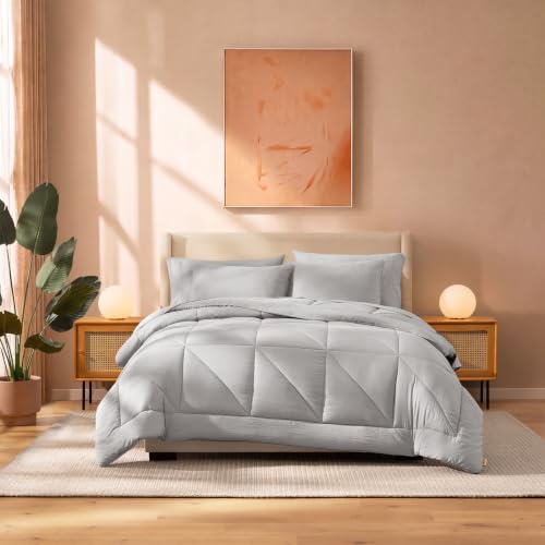 UGG Corey King Comforter Set, Luxury Bedding, 3-Piece (Seal Gray) by UGG - Used condition - Image 6