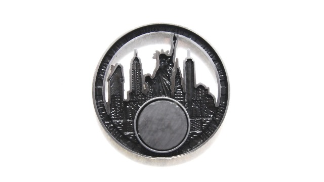 Imán metálico redondo decorativo para nevera NY miniatura 4