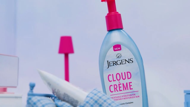 Amazon.com: Jergens Cloud Creme Breathable Body Lotion, Fast