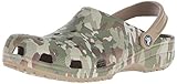 crocs unisex classic blitzen iii clog mule Tipo de tacón: Plano Crocs Classic Graphic II Clog U, Zuecos Unisex Adulto, Verde (Dark Camo Green/Khaki 3q8), 41/42 EU