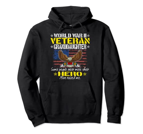 Familia de fuentes Proud World War 2 Veteran Nieta Militar Vet Sudadera con Capucha