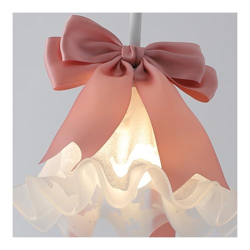 Lámpara de techo con diseño floral para transformar la decoración de una habitación infantil 7