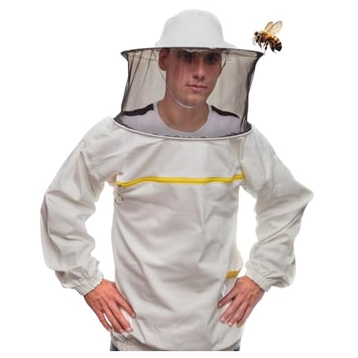 How to get rid of wasp nest using pressure washer Professional Beekeeping Protective Suit