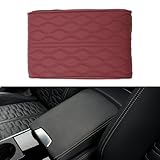 Matériaux de Qualité Supérieure - Fabriqué en cuir Napa de grande qualité avec des trous respirants stratégiquement placés, cet accessoire automobile offre à la fois durabilité et élégance. Améliorez votre console centrale avec cette housse résistante, rehaussant l'intérieur de votre véhicule avec une esthétique raffinée.