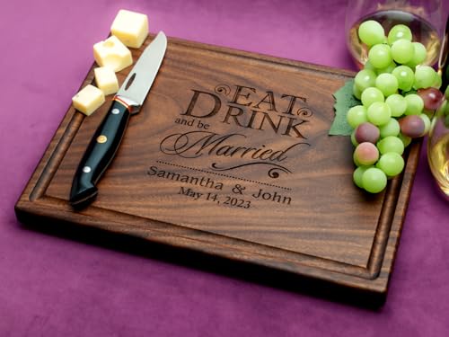 Tablas de Cortar Personalizadas Straga | Tabla de Madera Artesanal para Charcutería | Regalo Personalizado para Bodas, Aniversarios y Bienvenidas al Hogar (Diseño 'Come, Bebe y Sé Casado' No. 012) miniatura 4