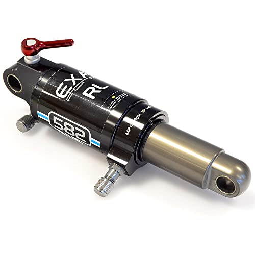 Amortiguador KS con bloqueo y sistema de aire/óleo para mejorar el control en baches de 165mm