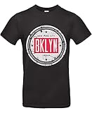 Der schmale Kragen aus Rippstrick sorgt für einen modernen Look. Ein Kragenband im Nacken sorgt für ein cleanes Finish und Komfort.