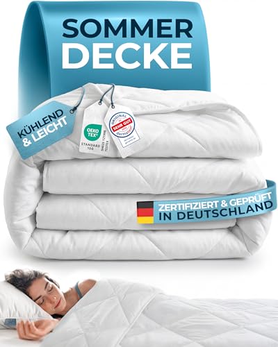 Glückstoff Sommerdecke 135x200cm [Zertifiziert IN Deutschland] - Sommer Bettdecke mit 100% Öko-Tex Füllung - Sommerbettdecke Leicht - Dünne & Kühlende Decke - Summer Blanket - Leichte Schlafdecke