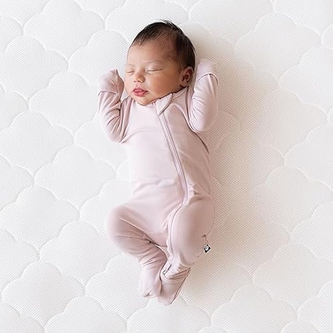 Newton Baby Crib Mattress Spare Cover, Zippered | Ultra-Breathable Proven to Reduce Suffocation Risk, Safe, Machine Washable, Non-Toxic, Rest Easy - Cloud White (Cover ONLY)