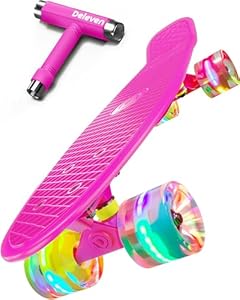 Deleven Skateboard mit LED Rollen 56 cm