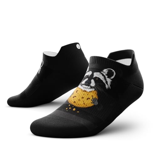 Outway Rad Racoon Ankle Socks, Moisture-Wicking Athletic Ankle Socks with Arch Support for Men and Women, White, Size M/L