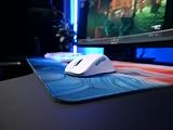CHERRY XTRFY M64 Wireless, Ultralekka bezprzewodowa Mysz do Gier, 2,4 GHz, Zoptymalizowany dla e-sportu, Ergonomiczny kształt z bardzo niskim przodem, Biały
