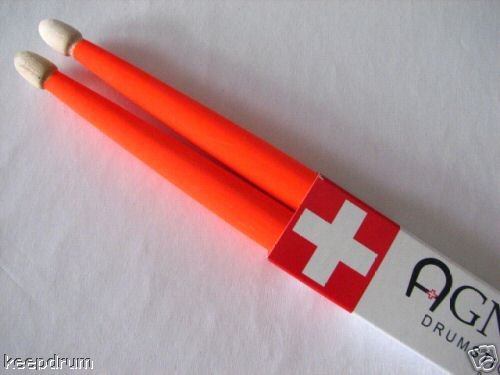 Baguettes 5A UV Light agner orange idéales pour illuminer vos concerts nocturnes