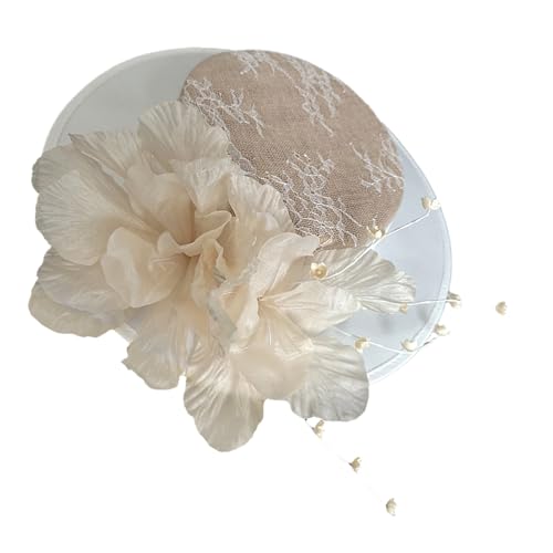Chapeau de mariée en dentelle champagne pour sublimer une coiffure de mariage