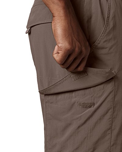 Image of Columbia Men's Regular Fit Shorts (AM4723 Cypress Heather Camo Print 40)