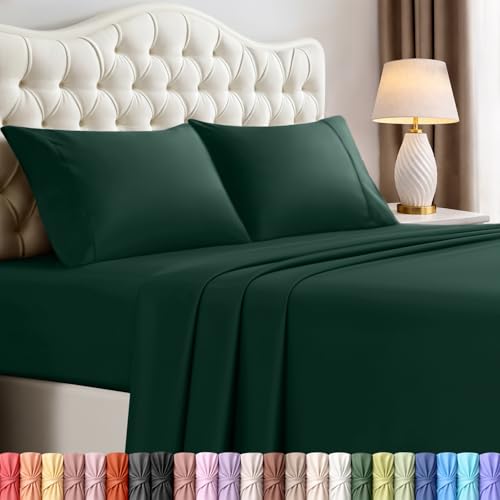Image of Utopia Bedding Full Bed Sheets Set - 4 Piece Bedding - Brushed Microfiber - Shrinkage and Fade Resistant - Easy Care (Emerald Green)