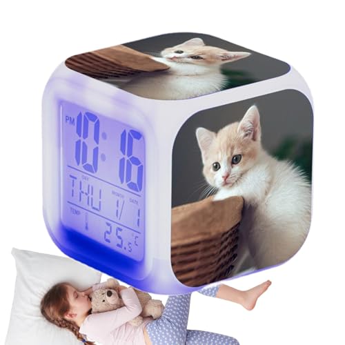 子猫の目覚まし時計 | 電子カラフル目覚まし時計 | 猫のデスククロック | LED目覚まし時計 | デジタルキューブ子供時計 | 猫好きの時計 教室、子供部屋、リビングルーム用の大画面付き