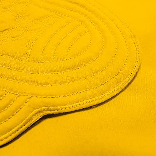 Loom And Mill Quilted Table Placemats Set Of 6, Natural Fabric Farmhouse Style Dining Table Mats, Double Layer & Washable For Kitchen Dinner Party Holidays All Season Everyday Use(12"X18", Yellow) #TOP4